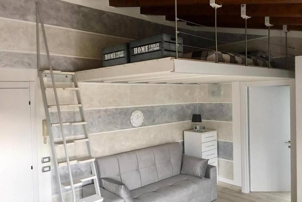 La Petite Maison De Stephanie Clusane Luaran gambar